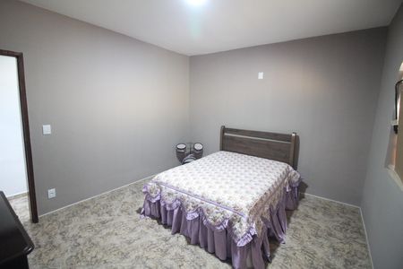 Casa à venda com 374m², 2 quartos e 1 vagaQuarto 2