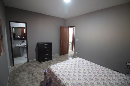 Casa à venda com 374m², 2 quartos e 1 vagaQuarto 2