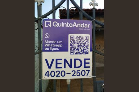 Casa à venda com 374m², 2 quartos e 1 vaga Casa à venda com 374m², 2 quartos e 1 vagaPlaquinha Instalada 13/07/2026 XPPD-126