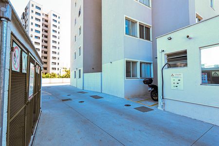 Garagem de apartamento para alugar com 2 quartos, 44m² em Estoril, Belo Horizonte