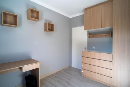 Quarto de apartamento para alugar com 2 quartos, 54m² em Vila Odim Antao, Sorocaba