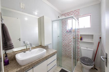Banheiro de apartamento para alugar com 2 quartos, 54m² em Vila Odim Antao, Sorocaba