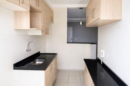 Cozinha de apartamento para alugar com 2 quartos, 54m² em Vila Odim Antao, Sorocaba