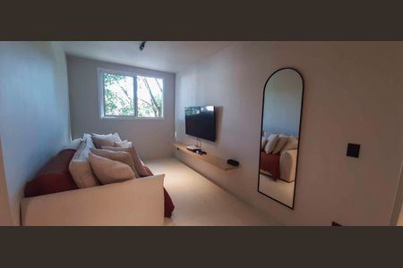 Apartamento à venda com 2 quartos, 54m² em Jardim Maria Luiza, São Paulo