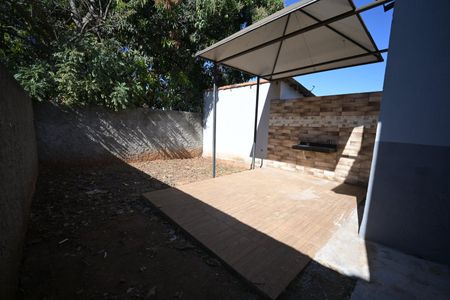 Casa à venda com 84m², 3 quartos e 2 vagas