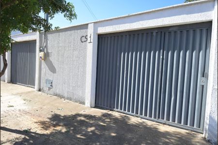 Casa à venda com 84m², 3 quartos e 2 vagas
