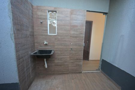 Casa à venda com 84m², 3 quartos e 2 vagas