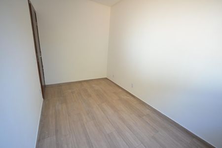 Casa à venda com 84m², 3 quartos e 2 vagas