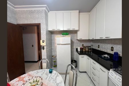 Casa para alugar com 514m², 7 quartos e 4 vagas Casa para alugar com 514m², 7 quartos e 4 vagasCozinha