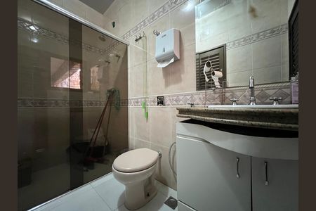 Casa para alugar com 514m², 7 quartos e 4 vagas Casa para alugar com 514m², 7 quartos e 4 vagasBanheiro da suíte 6