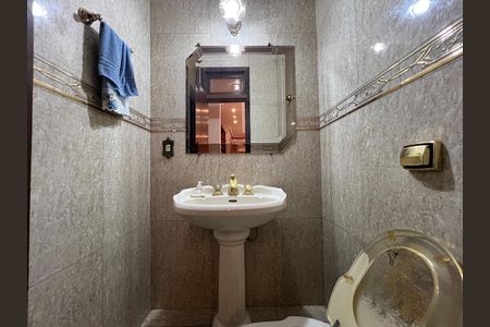 Casa para alugar com 514m², 7 quartos e 4 vagas Casa para alugar com 514m², 7 quartos e 4 vagasLavabo