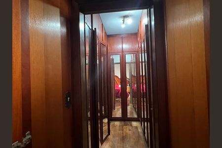 Casa para alugar com 514m², 7 quartos e 4 vagas Casa para alugar com 514m², 7 quartos e 4 vagasCloset da suíte
