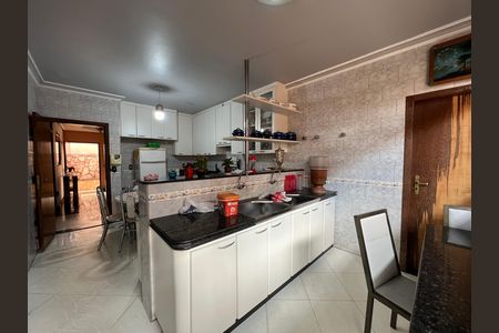 Casa para alugar com 514m², 7 quartos e 4 vagas Casa para alugar com 514m², 7 quartos e 4 vagasCozinha