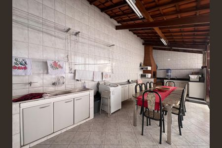 Casa para alugar com 514m², 7 quartos e 4 vagas Casa para alugar com 514m², 7 quartos e 4 vagasÁrea de Serviço
