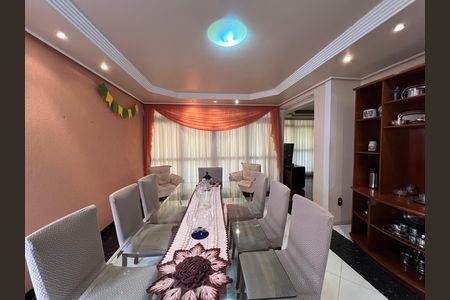 Casa para alugar com 514m², 7 quartos e 4 vagas Casa para alugar com 514m², 7 quartos e 4 vagasSala 2
