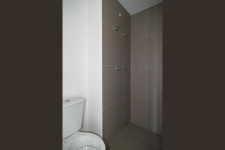 Banheiro de apartamento para alugar com 1 quarto, 20m² em Bela Vista, São Paulo