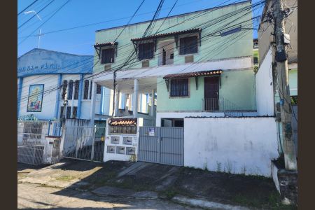 Casa para alugar com 92m², 3 quartos e 1 vaga Casa para alugar com 92m², 3 quartos e 1 vagaFachada