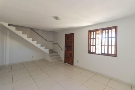 Casa para alugar com 3 quartos, 92m² em Alcantara, São Gonçalo