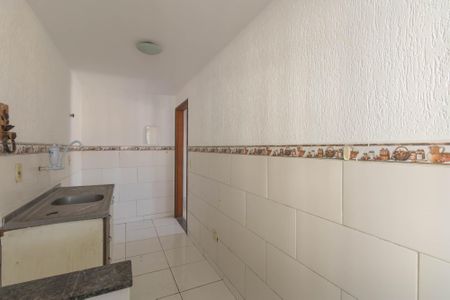 Cozinha e Área de Serviço de casa para alugar com 3 quartos, 92m² em Alcantara, São Gonçalo