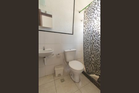 Casa para alugar com 92m², 3 quartos e 1 vaga Casa para alugar com 92m², 3 quartos e 1 vagaBanheiro da Suíte