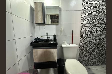 Casa à venda com 280m², 2 quartos e 2 vagas Casa à venda com 280m², 2 quartos e 2 vagasBanheiro