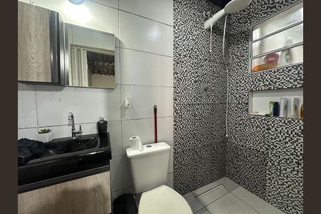 Banheiro de casa à venda com 2 quartos, 280m² em Vila Militar, Barueri