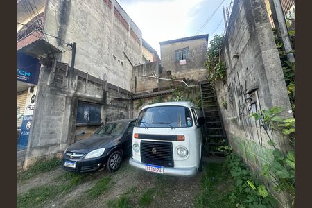 Garagem de casa à venda com 2 quartos, 280m² em Vila Militar, Barueri
