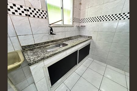 Cozinha de casa para alugar com 2 quartos, 80m² em Guadalupe, Rio de Janeiro