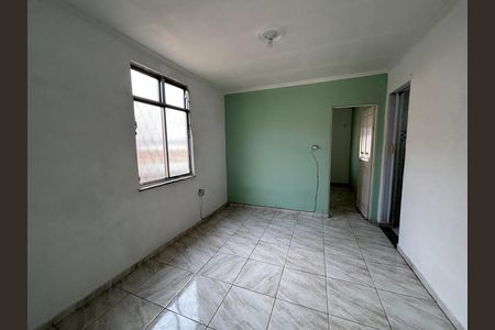 Sala de casa para alugar com 2 quartos, 80m² em Guadalupe, Rio de Janeiro