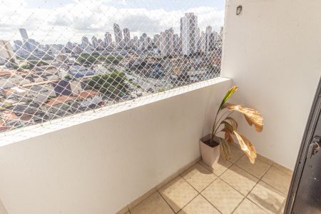 Varanda de apartamento para alugar com 2 quartos, 55m² em Vila Bertioga, São Paulo
