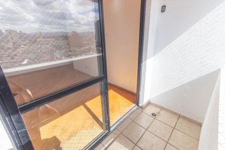 Varanda de apartamento para alugar com 2 quartos, 55m² em Vila Bertioga, São Paulo