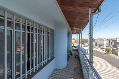 Casa à venda com 600m², 5 quartos e 2 vagas Casa à venda com 600m², 5 quartos e 2 vagasSacada