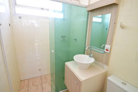 Banheiro de apartamento à venda com 1 quarto, 40m² em Centro, Campinas