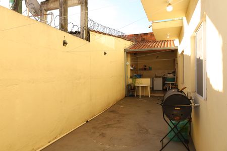 Casa à venda com 265m², 8 quartos e 3 vagasQuintal