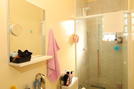 Casa à venda com 265m², 8 quartos e 3 vagasBanheiro 2