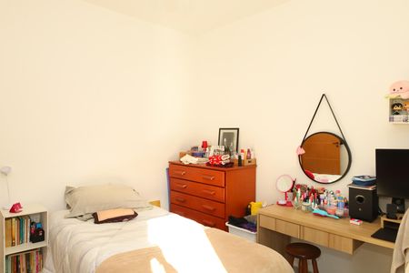 Casa à venda com 265m², 8 quartos e 3 vagasQuarto 6