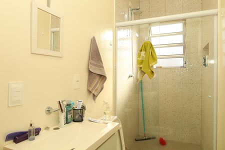 Banheiro 1 - Suíte de casa à venda com 8 quartos, 265m² em Vila Sinha, São Paulo