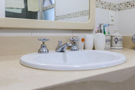 Apartamento para alugar com 105m², 2 quartos e 2 vagas Apartamento para alugar com 105m², 2 quartos e 2 vagasBanheiro da Suíte