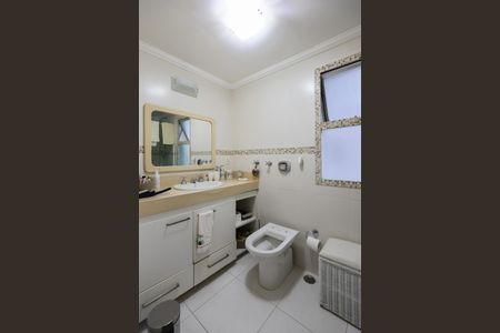 Apartamento para alugar com 105m², 2 quartos e 2 vagas Apartamento para alugar com 105m², 2 quartos e 2 vagasBanheiro da Suíte