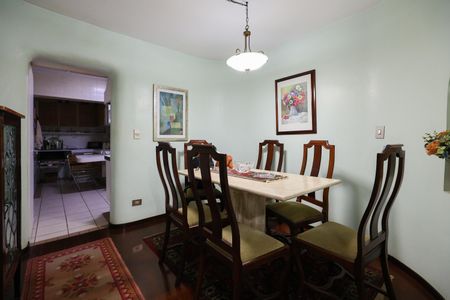 Apartamento para alugar com 105m², 2 quartos e 2 vagas Apartamento para alugar com 105m², 2 quartos e 2 vagasSala
