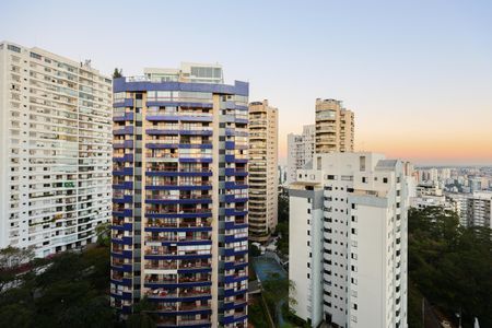 Apartamento para alugar com 105m², 2 quartos e 2 vagas Apartamento para alugar com 105m², 2 quartos e 2 vagasVista da Suíte
