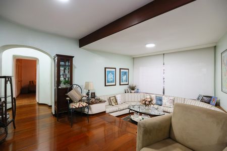 Apartamento para alugar com 105m², 2 quartos e 2 vagas Apartamento para alugar com 105m², 2 quartos e 2 vagasSala