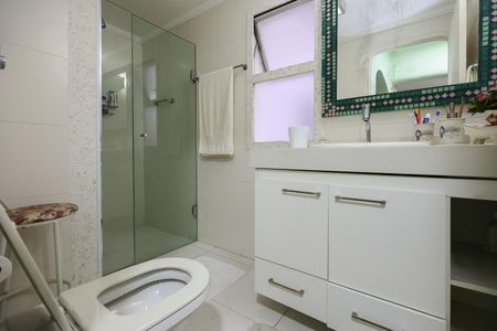 Apartamento para alugar com 105m², 2 quartos e 2 vagas Apartamento para alugar com 105m², 2 quartos e 2 vagasBanheiro