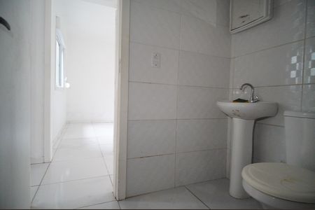 Banheiro de casa para alugar com 3 quartos, 60m² em Pinheiro, São Leopoldo