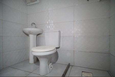 Casa para alugar com 60m², 3 quartos e 1 vagaBanheiro
