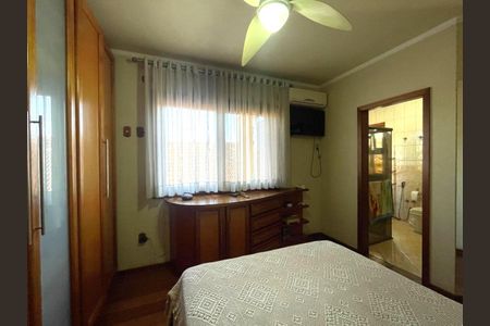 Casa à venda com 3 quartos, 213m² em Scharlau, São Leopoldo