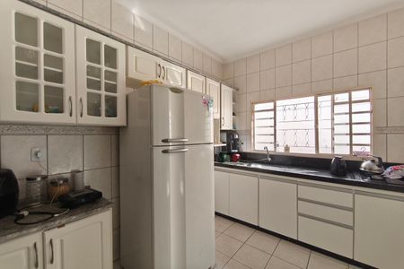 Cozinha de casa para alugar com 3 quartos, 160m² em Parque Residencial Vila União, Campinas