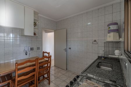 Cozinha de apartamento à venda com 2 quartos, 64m² em Vila Moinho Velho, São Paulo