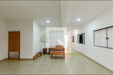 Apartamento para alugar com 44m², 2 quartos e 1 vaga Apartamento para alugar com 44m², 2 quartos e 1 vagaHall social