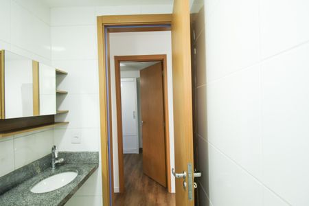 Apartamento para alugar com 44m², 2 quartos e 1 vaga Apartamento para alugar com 44m², 2 quartos e 1 vagaBanheiro